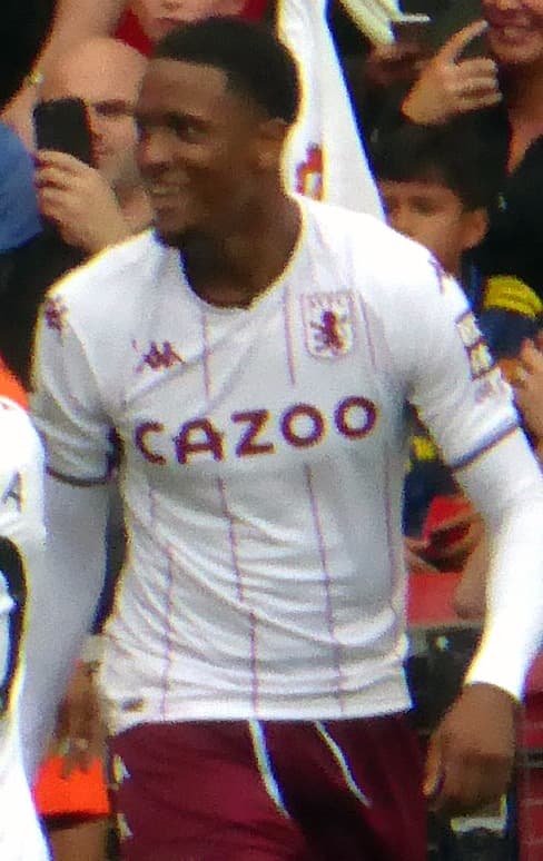Ezri Konsa